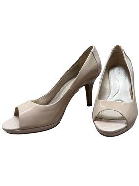 Neutral Bandolino 3-inch Heels
